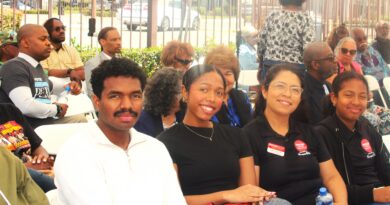 Compton Grocery Outlets Provide Forum For Local Candidates